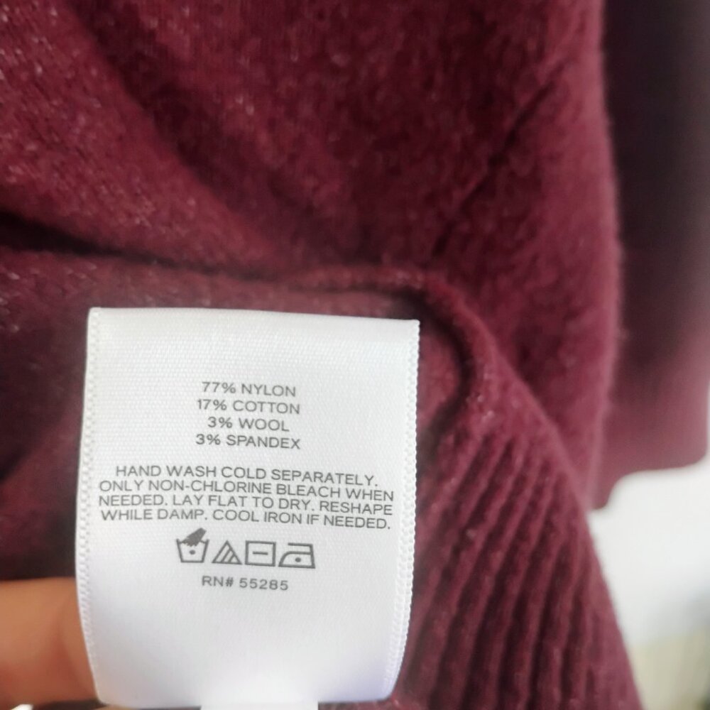 Express Burgundy V-Neck Sweater Size L Soft Knit - Picture 4 of 5